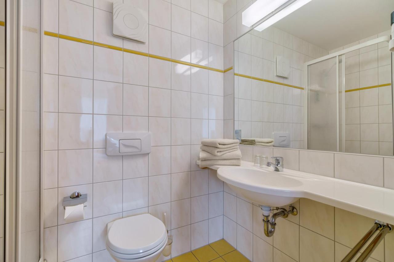 Waldhotel Vogtland Клингенталь Экстерьер фото