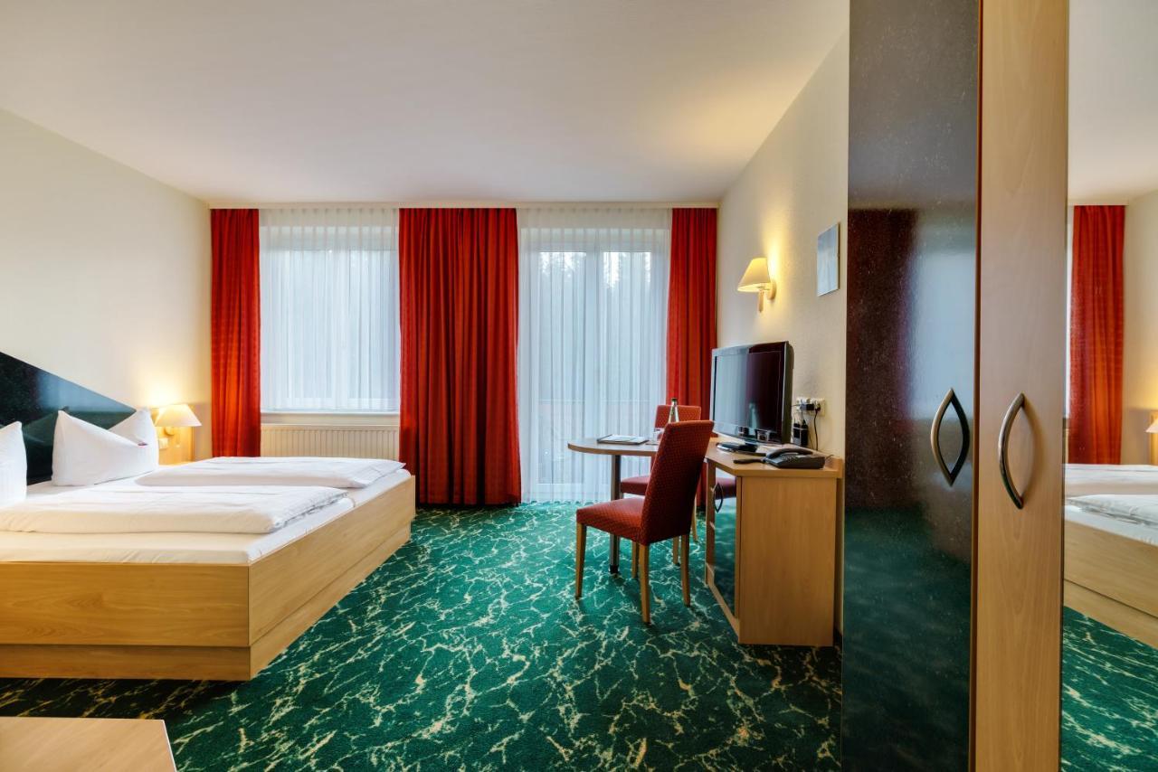 Waldhotel Vogtland Клингенталь Экстерьер фото